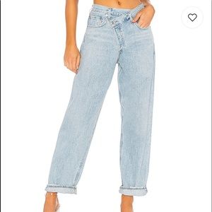 LOOKING FOR AGOLDE CRISS CROSS JEANS
